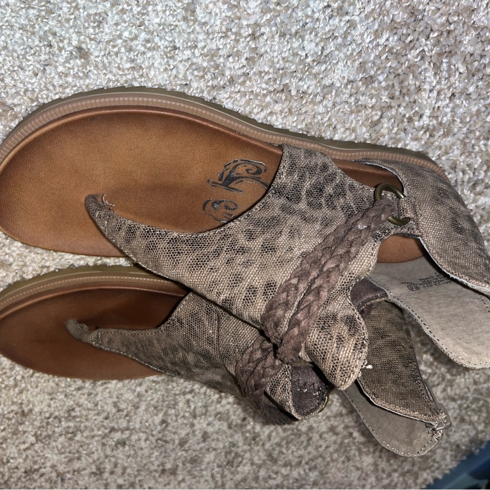 Women's Brown Sandals